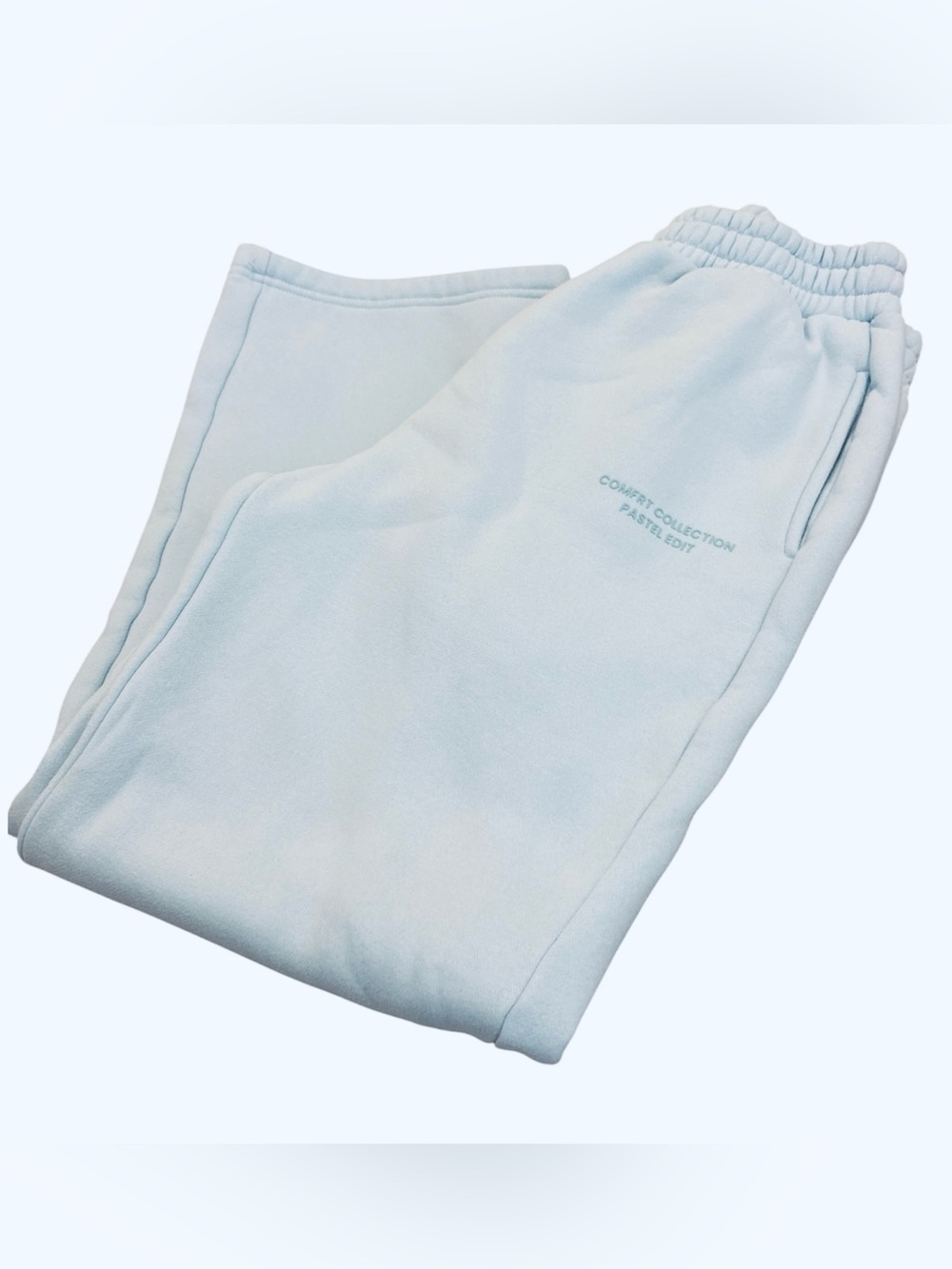 Comfrt Pastel EDIT BABY Blue Sweatpants SIZE LARGE